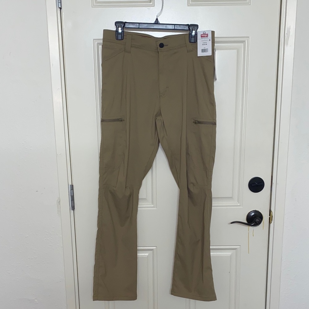 Wrangler Men's Khaki Cargo Pants